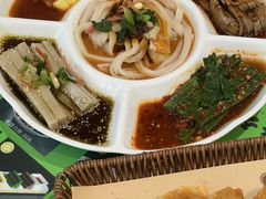 -令氏家外家周秦食府(高新店)