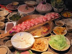 -小龙坎火锅(湖滨银泰in77店)