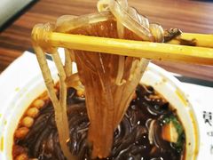 -荀记肉夹馍(三八家乐福店)