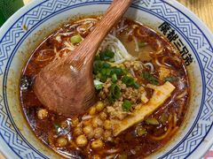 -魔都三兄弟酸辣粉·蘸卤炸串(虹桥万科店)