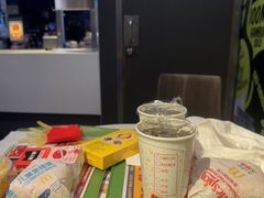 -麦当劳(丽江玉河广场店)