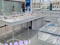 -潘多拉眼镜·蔡司依视路明月(潘家园店)