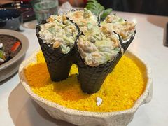 三文鱼牛油果手卷-荟廷·晶萃(陆家嘴尚悦湾店)
