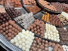 -Laderach 莱德拉(上海环贸iapm店)