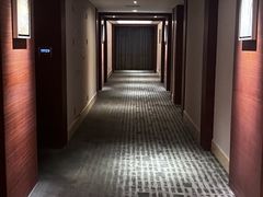 -上海虹桥祥源希尔顿酒店