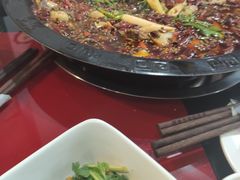 -烧哥美蛙肥肠鱼火锅·十五年社区店