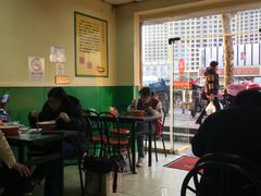 大堂-丽丽三鲜螺蛳粉(田林路店)