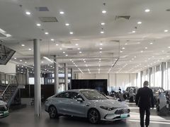 -奔驰利星行(北京花乡店)