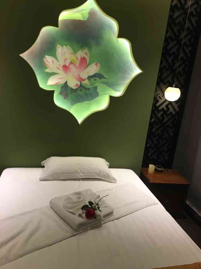 澜瑟spa养生会所旗舰店-"澜瑟spa古色古香的装修让人非常舒服,环.