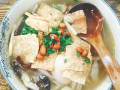 -陈记柳州螺蛳粉(大坪店)