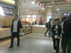 -八仙台服务区-停车场