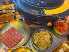 -胡悦里韩式烤肉(芝罘万达广场店)