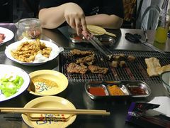 -马路牙子地桌烤肉(工体店)