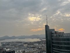 -Hi City·城市之巅