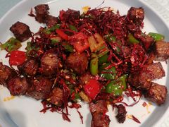 鲜椒烹制牛籽粒-国力仁和川菜(李家村店)