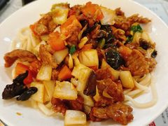 -汗腾格里·风味餐厅(新疆驻京办店)