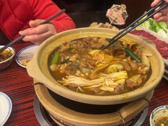 老广味牛杂煲-沙胆彪炭炉牛杂煲(上海日月光广场店)