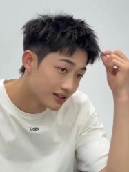 -艾美A·M Hair Salon