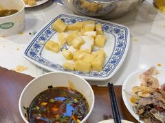 -乡土特色.冷锅鱼.牦牛肉汤锅