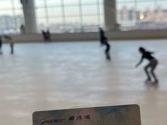 -世纪星滑冰俱乐部(万象城店)