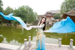 点击看大图 水袖-九月鹰飞汉服摄影工作室