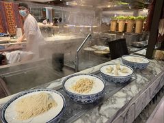 -亚特兰蒂斯-番红花海鲜自助餐厅·鲜活海鲜·小火锅