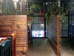 -龙虾风暴(松江店)