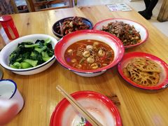 -老三样·美食研究中心(世贸路店)