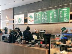 -星巴克臻选(济南万达店)