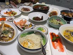 -沪华海鲜大酒楼(南汇店)