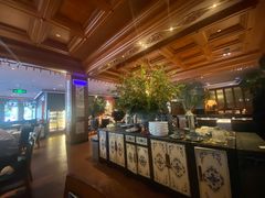 -八府香鸭·啫啫煲(华山路店)