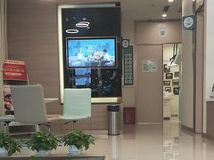 -维乐口腔(美维云门诊陆家嘴店)