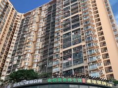 -汉庭优佳酒店(深圳宝安万达广场店)