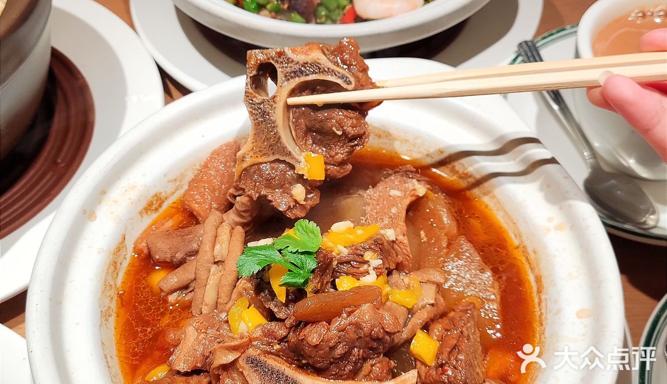 把这当大学生食堂了天天来吃