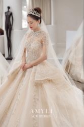 -艾米丽婚纱礼服