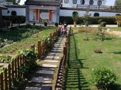 -龙湖东院农庄(乡间小路店)