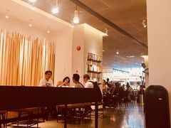 大堂-喜茶(深圳东门1234店)
