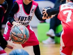 -悦动体能篮球羽毛球网球(三里河店)