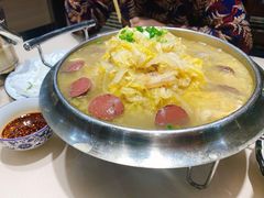 -老码头黑皮肘子锅包肉(赣水路店)