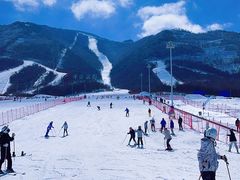 -鳌山滑雪度假区