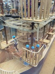 -PIPIKINGDOM皮皮王国欢乐号(欢乐海岸购物中心店)