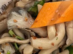 拌蘑菇-老六素货(王顶堤店)