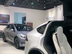 -TESLA 特斯拉(北京颐堤港体验店)