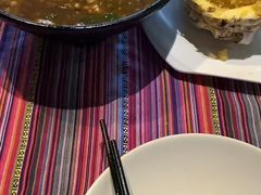 -香巴拉云南餐厅(华莱坞店)