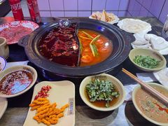 -宽板凳老灶火锅(南礼士路店)