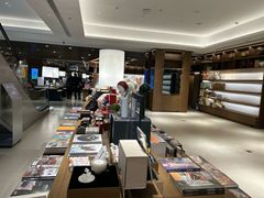 -茑屋书店(天目里店)
