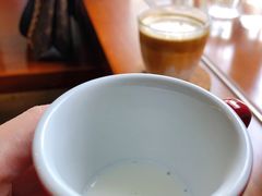 -Be Lived Cafe比例咖啡(摩天轮店)