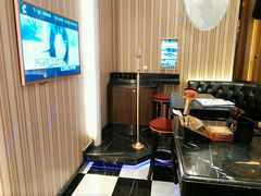 -皇马纯KTV·量贩·聚会(民治店)