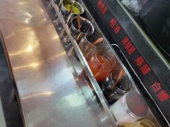 -正宗普宁豆干坊·洪记砂锅粥(红领巾路店)