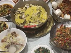-鑫巴蜀小镇 · 水煮鱼专研店(玉桥店)